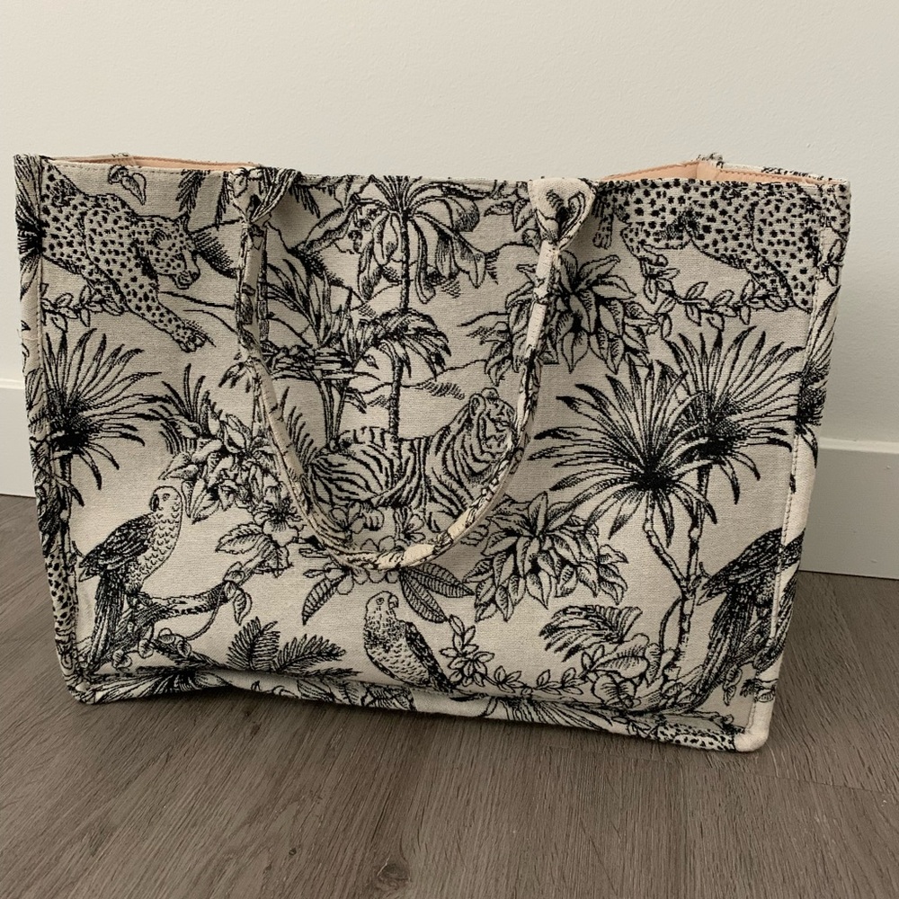 Book Tote